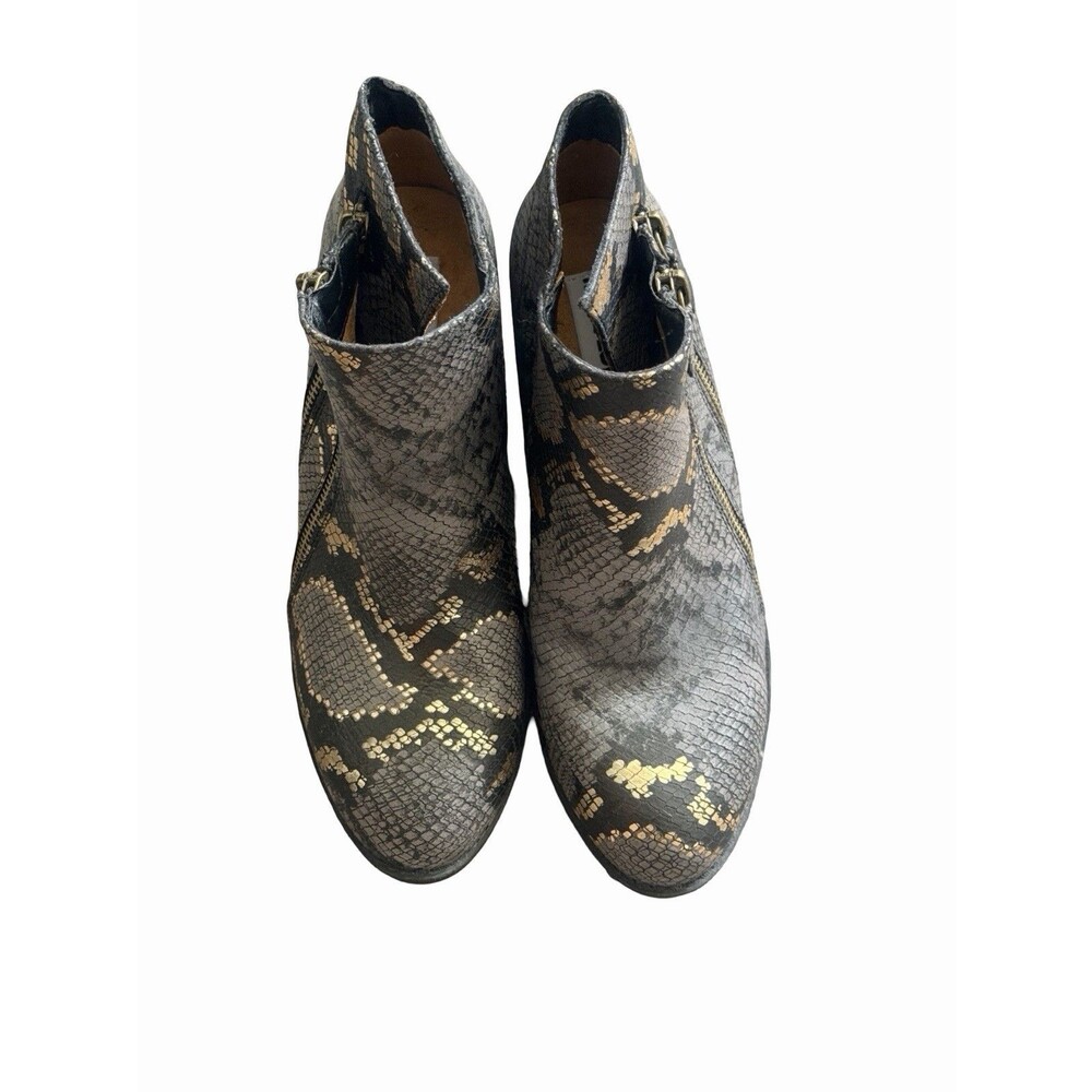 Muk Luks 8.5 Snakeskin Gray Gold Double Zipper Boot